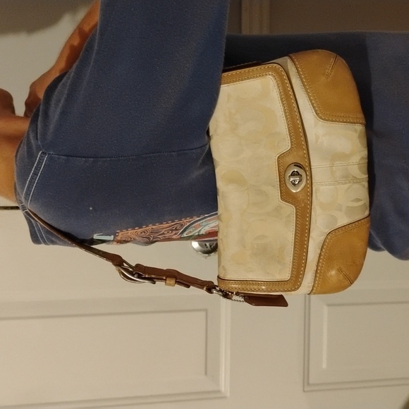 SALE! Auth Vintage Coach Signature Sufflette Cloth/Leather Shoulder/Handbag - Picture 2 of 14